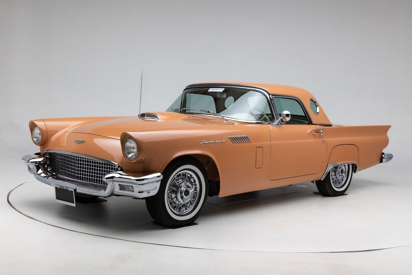1957 Ford Thunderbird